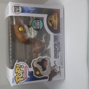 Funko Pop Specialty Series Jurassic World Atrociraptor Tiger New